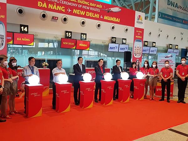 Chính thức khai trương hai đường bay nối Đà Nẵng với New Delhi và Mumbai (Ấn Độ)