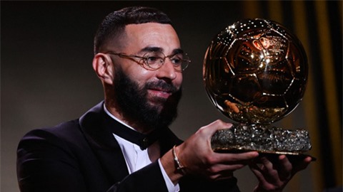 Benzema giành Quả bóng vàng 2022