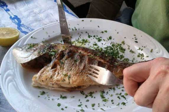 2 loại cá có thể thay thế 3 ly sữa một ngày, cực giàu canxi giúp phát triển chiều cao tối đa