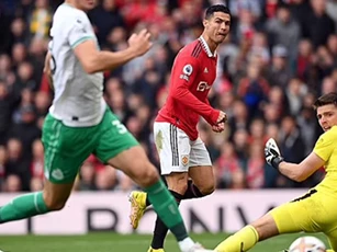 Tại sao Ronaldo tới giờ vẫn im lặng?