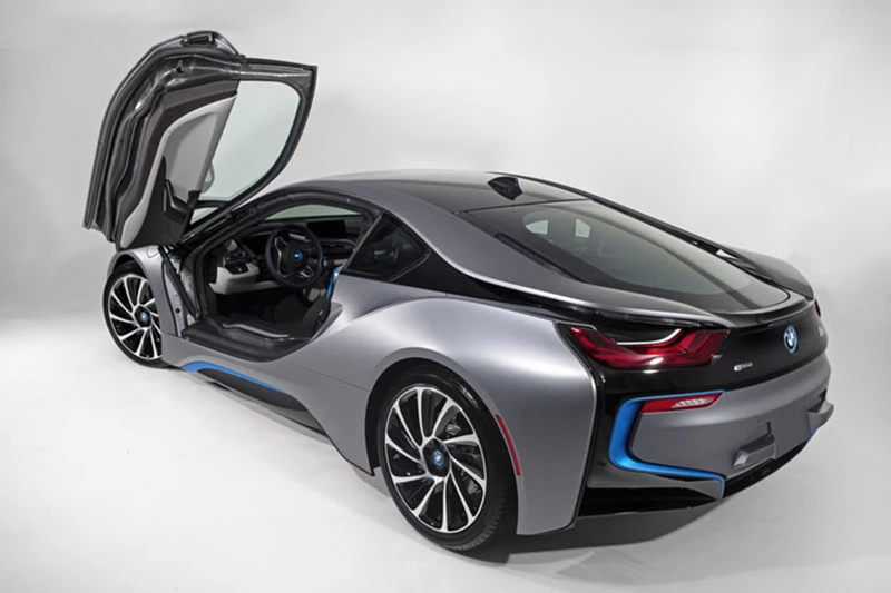 5. BMW i8 Concours d'Elegance Edition 2014 (giá: 825.000 USD).