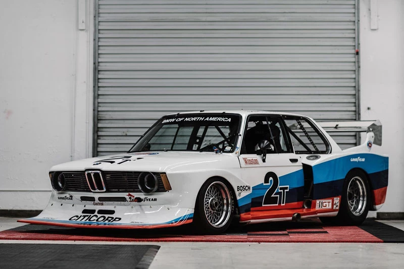 6. BMW 320i Turbo IMSA 1978 (giá: 731.000 USD).