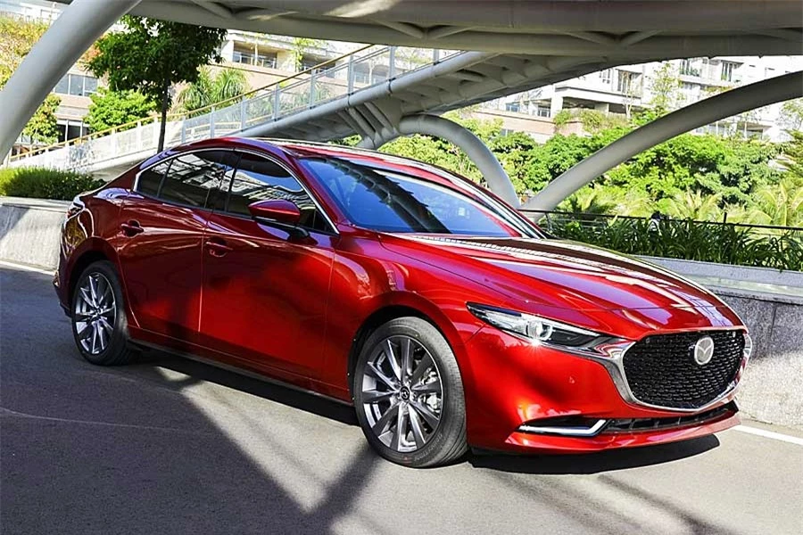Giá xe Mazda 3 giảm “kịch sàn” trong tháng 10, rẻ ngang ngửa Toyota Vios 204574