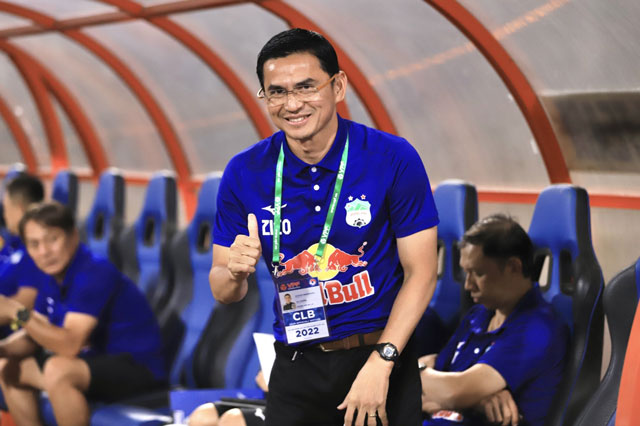 Bầu Đức đồng ý cho Kiatisak dẫn dắt ĐT Việt Nam?