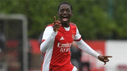 Khayon Edwards, viên ngọc mới chờ tỏa sáng của Arsenal