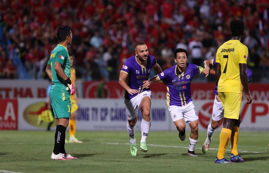 'Chung kết sớm' V-League 2022 tiếp tục có thay đổi bất ngờ ở giờ chót