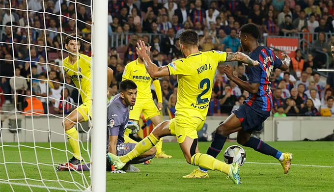 Ghi 3 bàn trong 7 phút, Barca nhấn chìm Villarreal