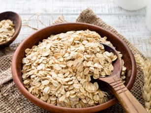 Đây là những thực phẩm “rẻ bèo” làm giảm cholesterol hiệu quả mà nhiều người không biết
