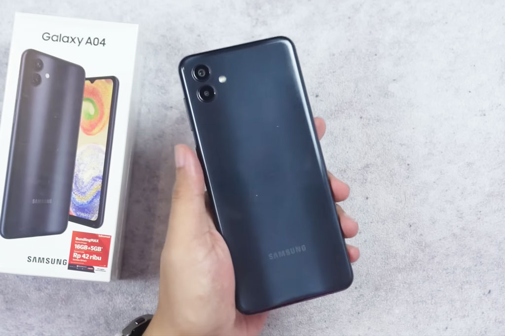Smartphone pin ‘khủng’, camera 50 MP, RAM 4 GB, giá từ 2,99 triệu tại Việt Nam