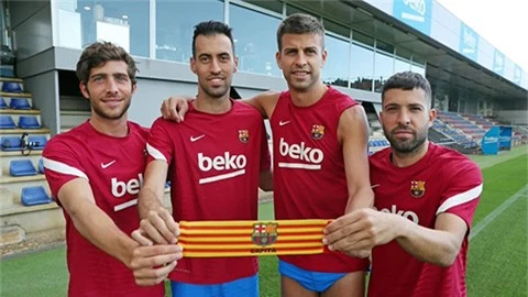 Xavi tính thay cả 4 đội trưởng của Barca trong mùa sau