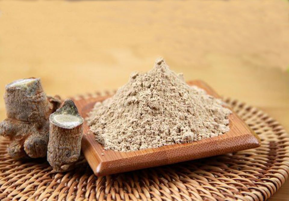 Ai không nên dùng bột tam thất?