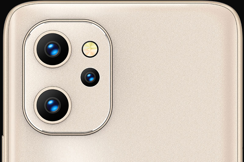 Smartphone 5G, RAM 8 GB, pin 5.150 mAh, giá gần 6 triệu đồng 