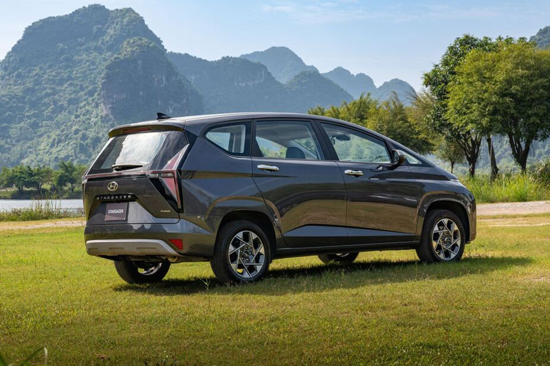 Cận cảnh Hyundai Stargazer vừa trình làng tại Việt Nam, cạnh tranh với Mitsubishi Xpander