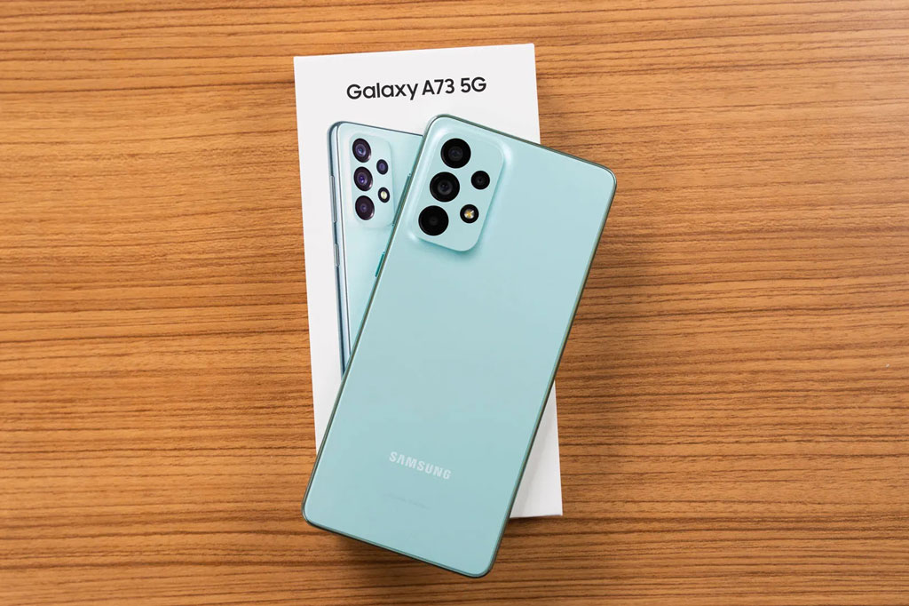 Samsung Galaxy A73 5G giảm giá ‘sập sàn’ tại Việt Nam