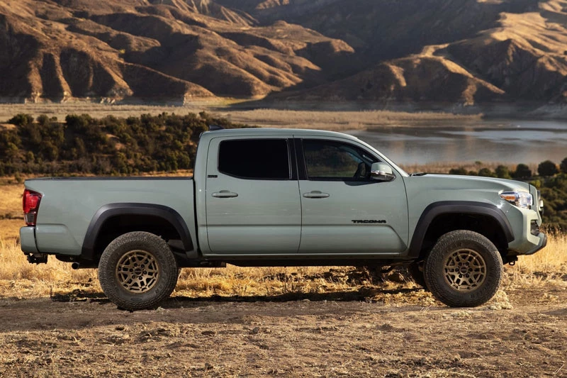 7. Toyota Tacoma (doanh số: 143 nghìn chiếc).