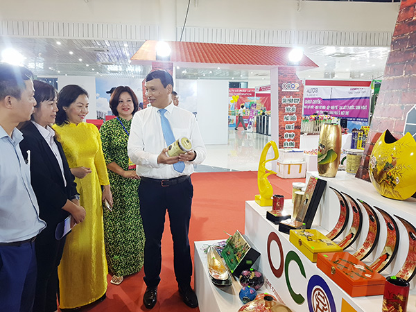 Hà Nội giới thiệu sản phẩm OCOP gắn với văn hóa các tỉnh miền Trung - Tây Nguyên