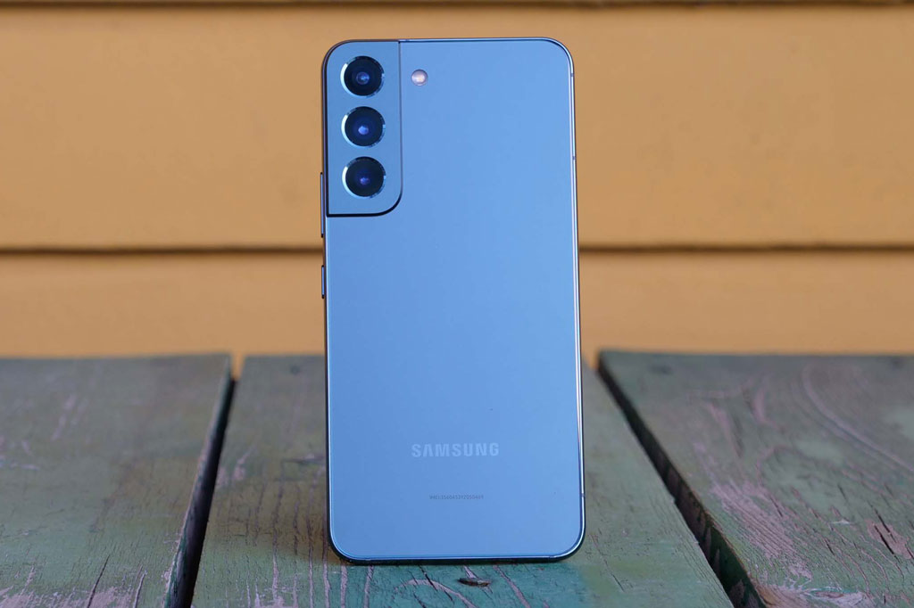 Samsung Galaxy S22 5G giảm giá gần 8 triệu đồng tại Việt Nam