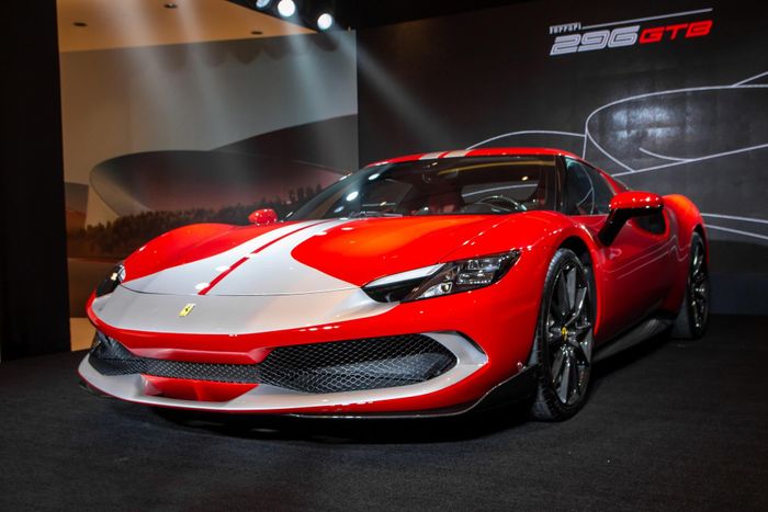 Ngắm siêu xe Ferrari 296 GTB đầu tiên tại Việt Nam, giá khoảng 21 tỷ đồng