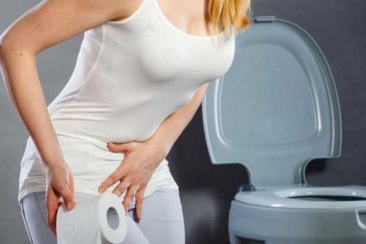 Khi gan bị tổn thương, cơ thể sẽ có 3 biểu hiện khác lạ này khi đi vệ sinh, đừng chủ quan