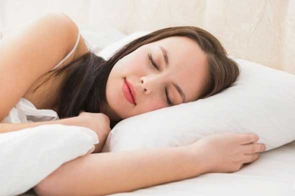 8 thói quen tưởng vô hại nhưng lại khiến bạn già nhanh, tăng nguy cơ đột quỵ ở người trẻ