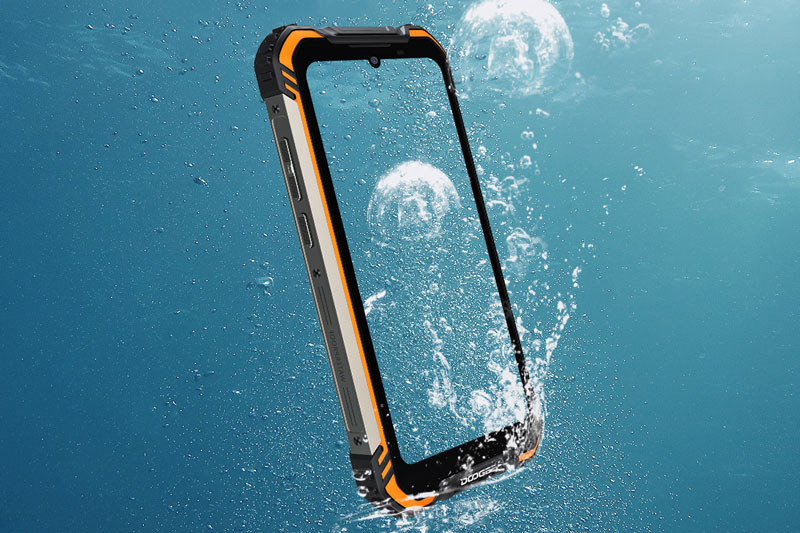 Smartphone ‘nồi đồng cối đá’, RAM 6 GB, pin 5.180 mAh, giá hơn 4 triệu đồng