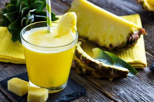 Mỗi ngày một cốc nước ép dứa đúng giờ vàng tốt hơn ngàn viên thuốc bổ