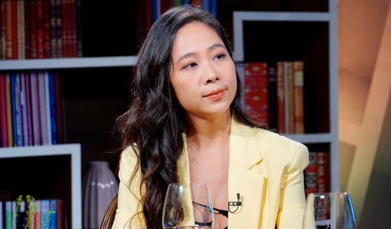 Nhà thiết kế Lek Chi lần đầu trải lòng về cú sốc ly hôn 