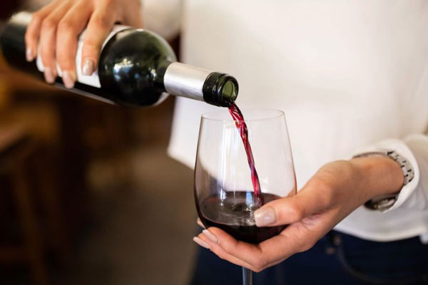 Cách để phát hiện rượu giả trên thị trường chuẩn xác nhất