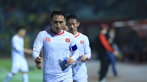 Hải Phòng mất 2 quân bài quan trọng trong cuộc đua vô địch với Hà Nội FC