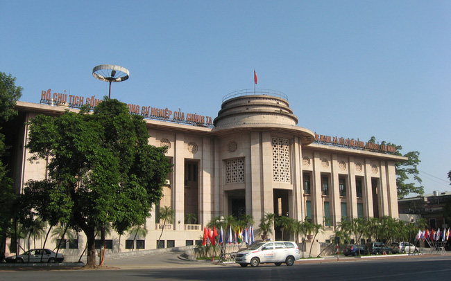 Ngân hàng Nhà nước tăng lãi suất điều hành thêm 1%