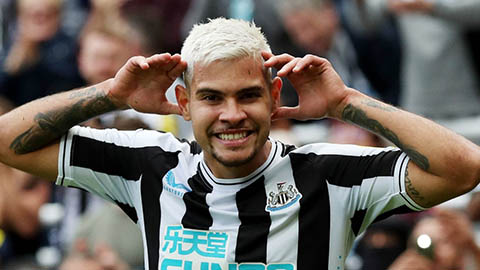 Chelsea tính chiêu mộ 'máy quét' của Newcastle