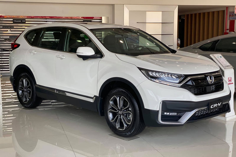 Những mẫu ô tô đang giảm giá trăm triệu tại Việt Nam