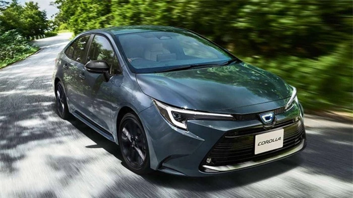 toyota corolla 2023 ra mắt với động cơ mới, thêm tính năng an toàn