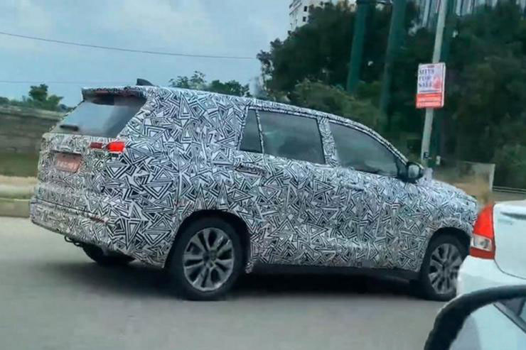 Toyota Innova thế hệ mới rò rỉ hình ảnh trước ngày ra mắt