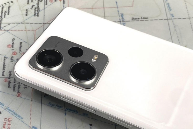 Smartphone RAM 12 GB, camera 200 MP, màn hình 120Hz, sạc 120W, giá từ 7,55 triệu đồng