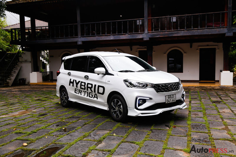 Đánh giá Suzuki Ertiga Hybrid - Làn gió mới trong phân khúc MPV