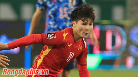 Pau FC chưa chốt chuyện Quang Hải dự AFF Cup 2022