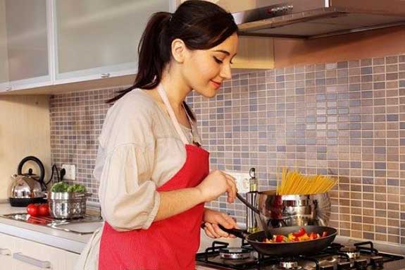 Nấu nướng kiểu này tưởng tốt nhưng lại vô cùng hại, các mẹ nên tránh kẻo hối hận không kịp