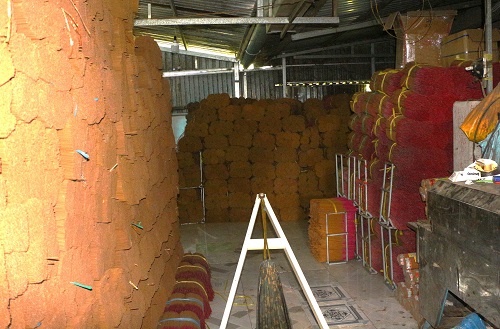 Vĩnh Long: Phát hiện cơ sở sản xuất nhang giả quy mô lớn