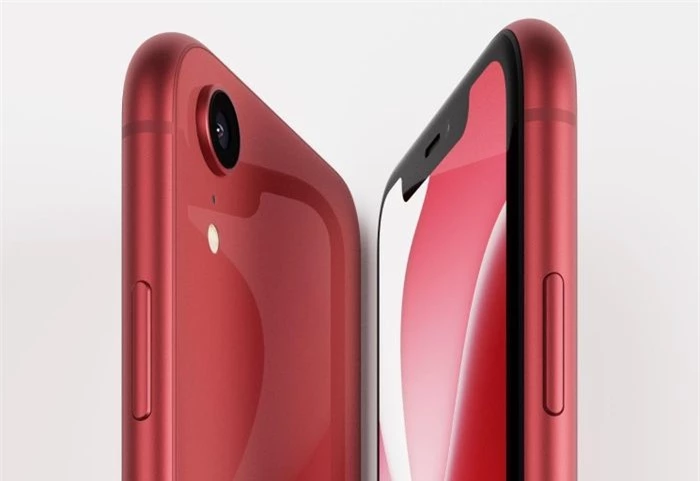  Đầu tháng 10, Ross Young, nhà phân tích của Display Supply Chain Consultants (DSCC) cũng cho biết iPhone SE thế hệ 4 sử dụng màn hình 6,1 inch, với dải khuyết phía trên cho loa ngoài và hệ thống camera selfie. 