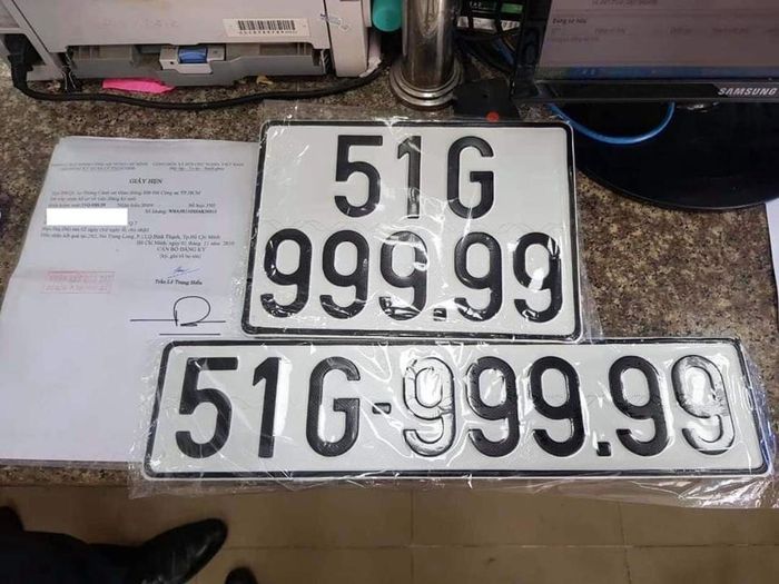 Lời cả tỷ đồng vì bán xe biển số đẹp