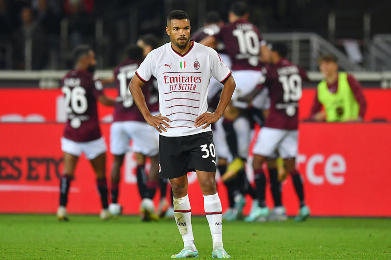 AC Milan thua bạc nhược trước Torino