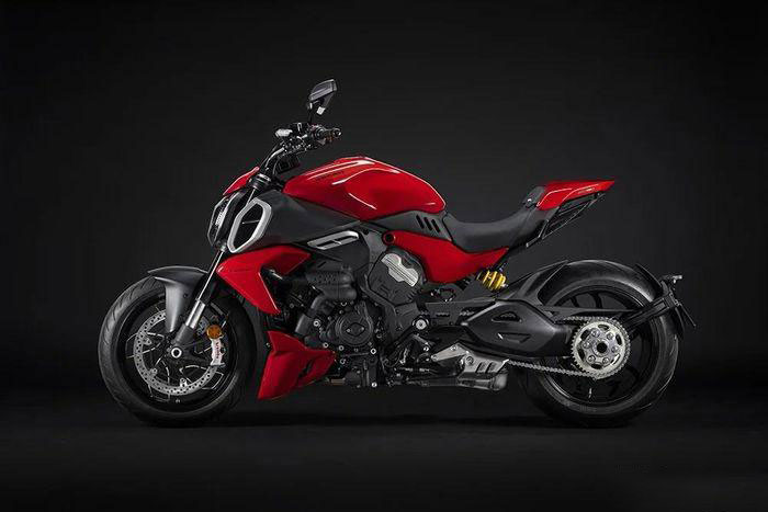 Ducati Diavel 2023 mới với những thay đổi về thiết kế