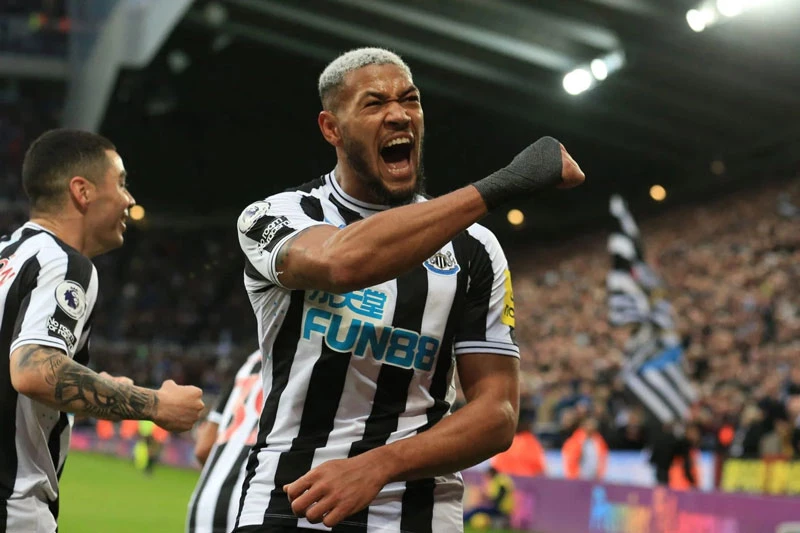 Tiền vệ trái: Joelinton (Newcastle).