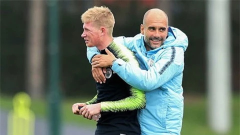 Sự tham lam của Pep tạo nên một De Bruyne không tưởng!