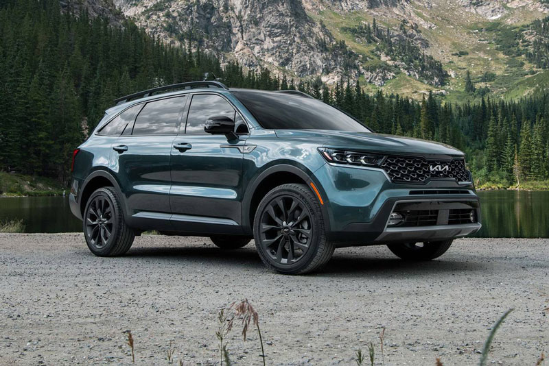 Kia Sorento 2023 được bổ sung thêm nhiều tính năng an toàn, tăng giá nhẹ