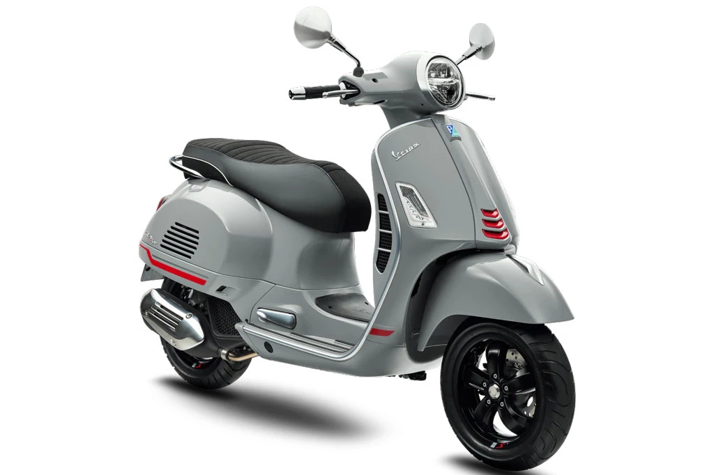 Vespa GTS Super Sport 150.