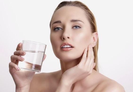 7 thói quen thực hiện sớm có thể giúp bạn trẻ hơn tuổi