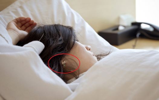 Sai lầm khi ngủ ảnh hưởng đến sức khỏe bạn nên dừng lại ngay