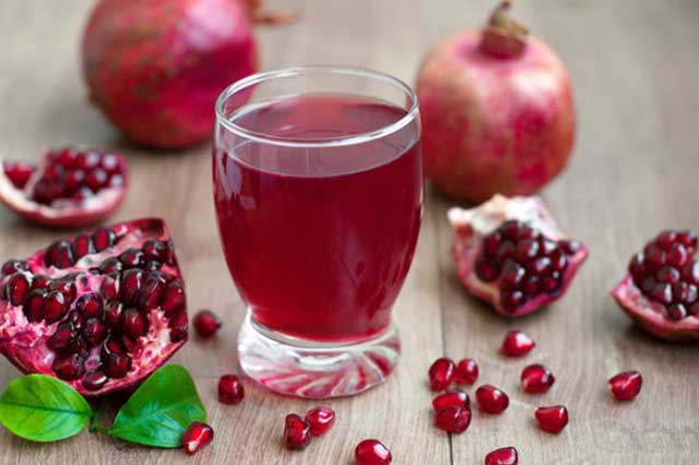 Mỗi ngày một cốc nước ép lựu giúp chống lại quá trình lão hóa, kháng viêm hiệu quả